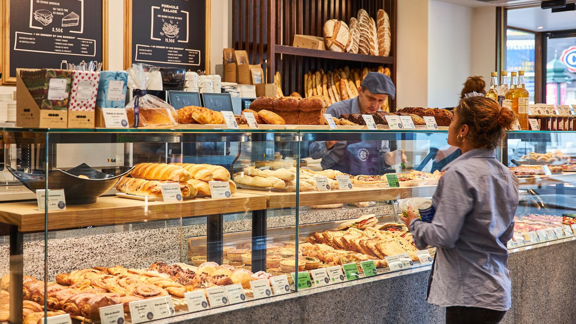 <p>bakery</p><p class="is-empty is-editor-empty has-focus">/ˈbeɪkəri/</p>