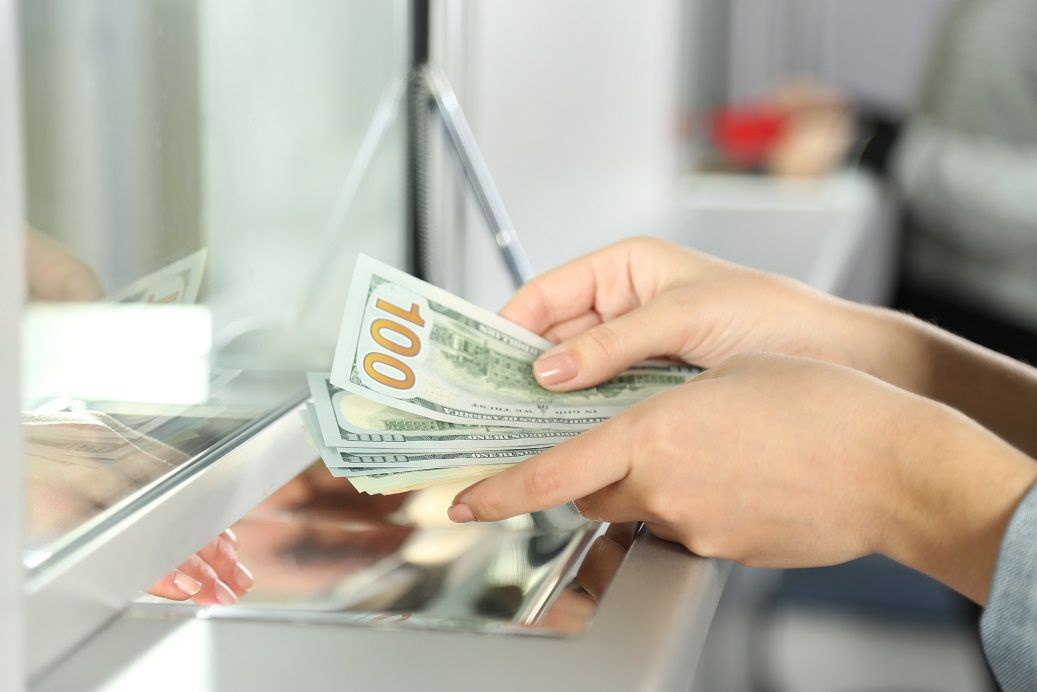 <p>deposit (n)</p>