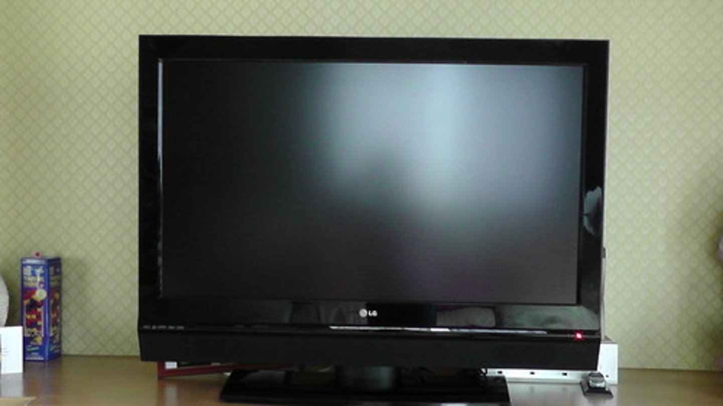<p>i am going to watch tv</p>