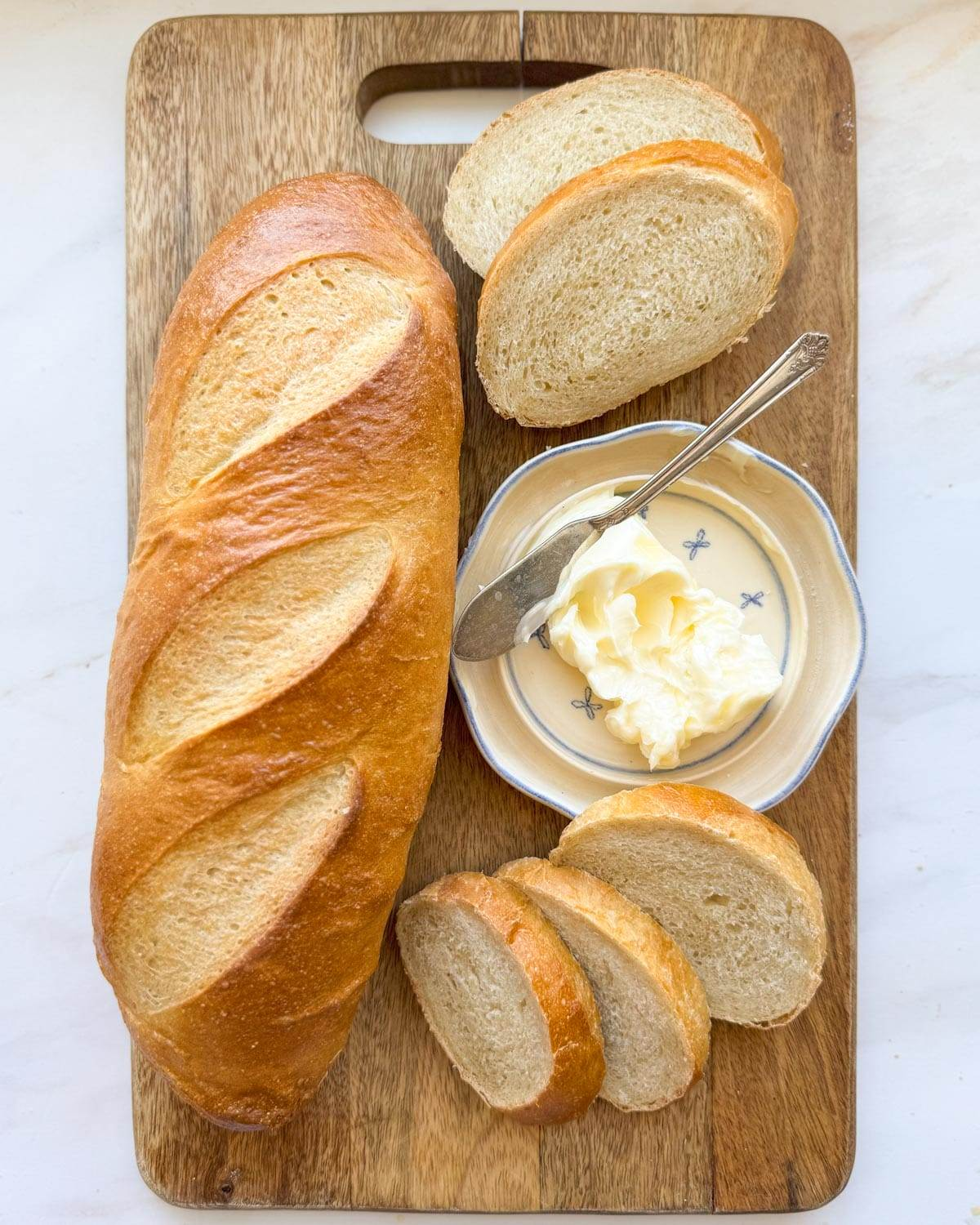 <p>bánh mì</p>