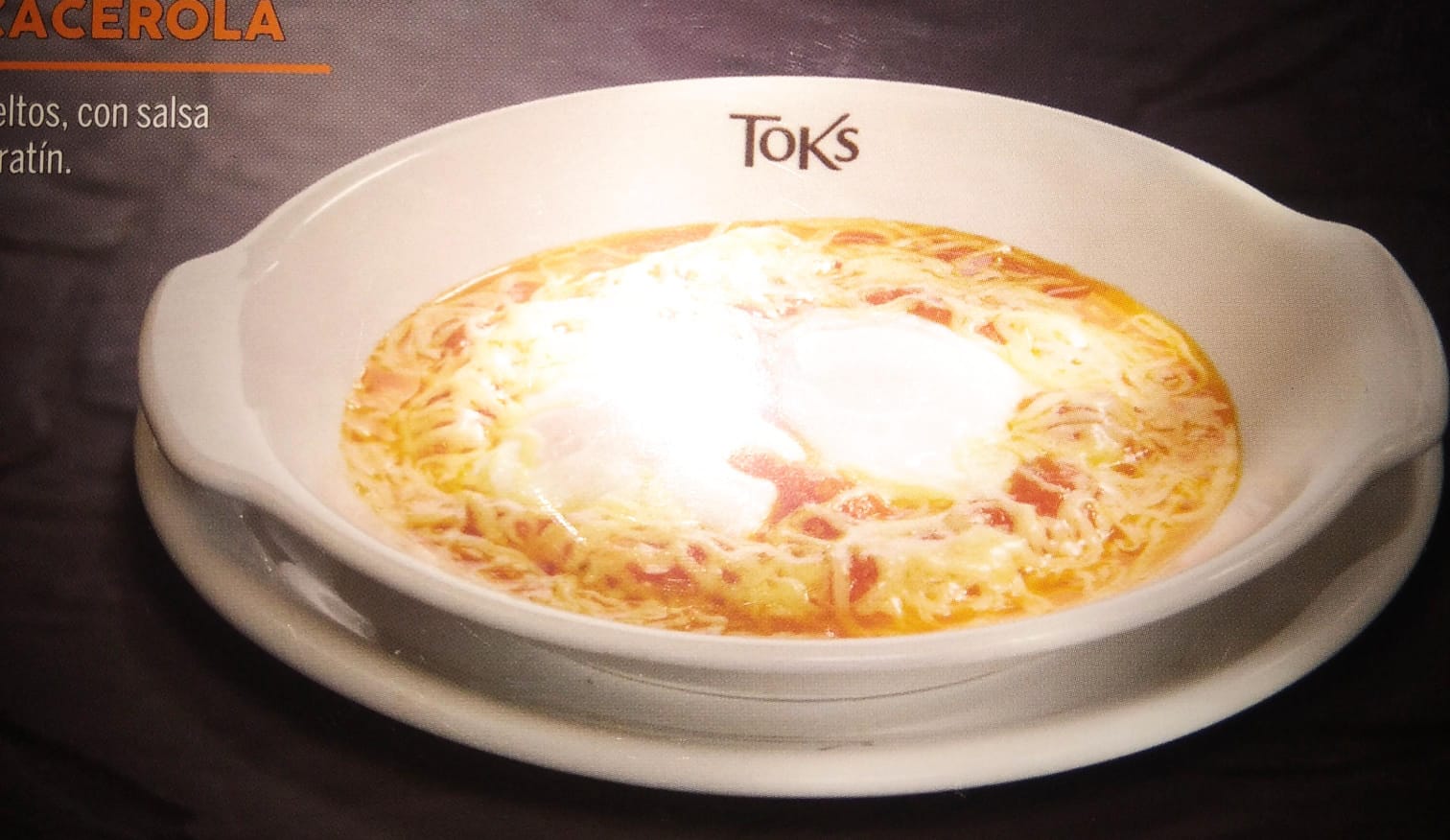<p>Huevos (2) a la cacerola</p>