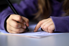 <p>to write</p>