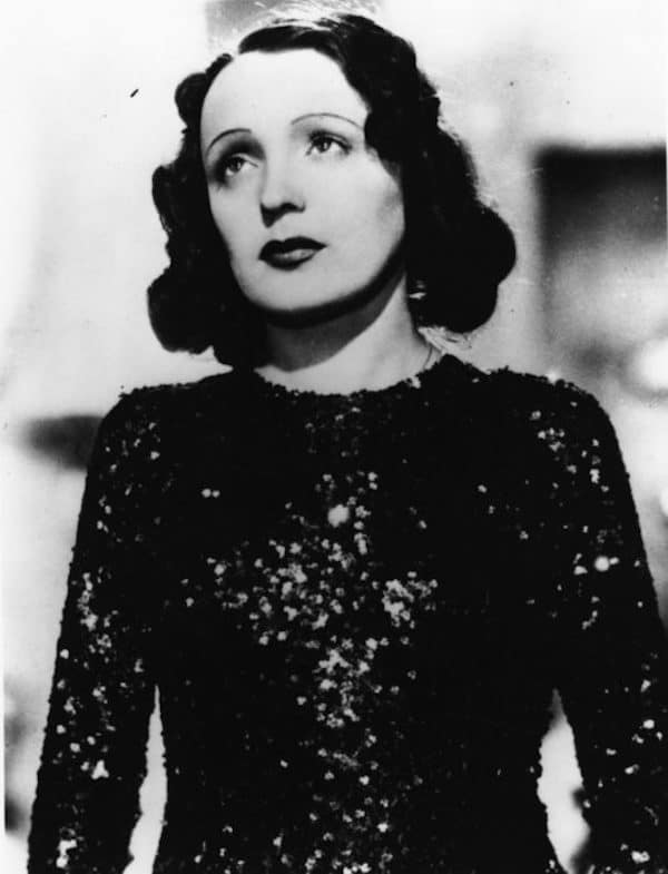 <p>Qui était Édith Piaf ?</p>