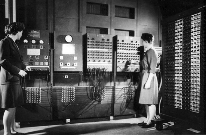 <p>The program for the computer stored inside the computer. It has more internal memory than any other computing device to date. Memory was to be provided through the use of mercury delay lines. It is a completely internally programmed machine.</p>