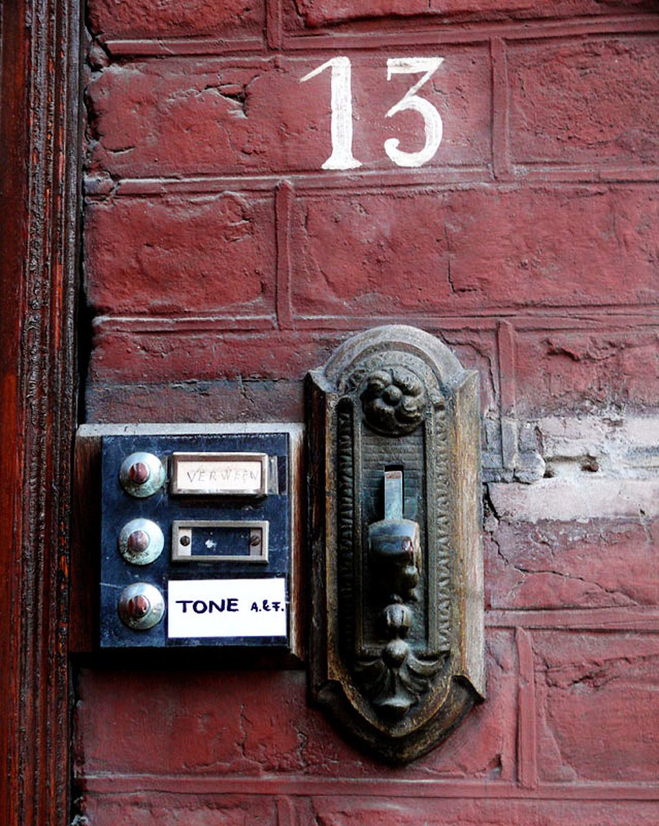 <p>Thirteen</p>