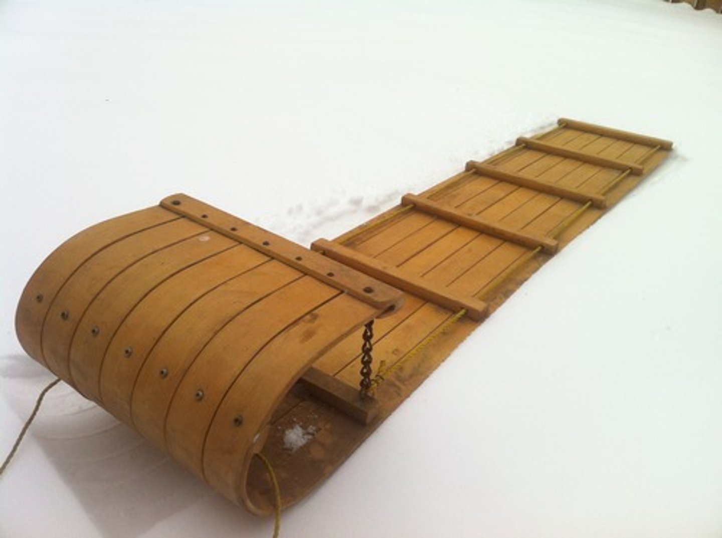<p>une luge (2x)</p>