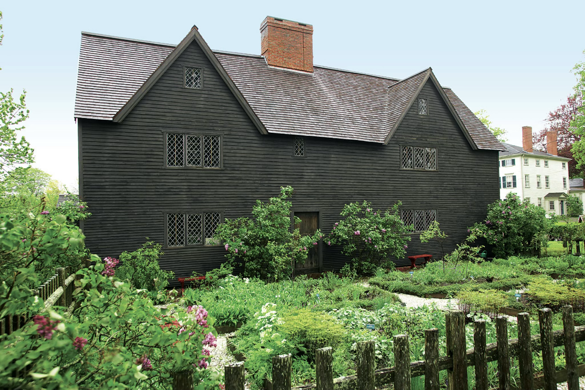 <p>Name<br>Location<br>Date</p>