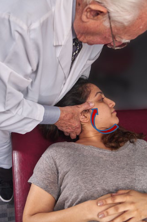 <ul><li><p>contact articular pillar w/ right 2nd MCP, rest thumb on bony facial surface</p><ul><li><p>stand on side of rotational ease </p></li></ul></li><li><p>sup. traction + slight ant. pressure (extension)</p></li><li><p>rotate head to barrier → then SB into barrier → slight ant. pressure </p></li><li><p>rotational thrust</p></li></ul><p></p>