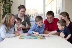 <p>/ˈkwɒləti taɪm/</p><p>(collocation) thời gian chất lượng</p><p>I enjoy spending quality time with my family.</p>