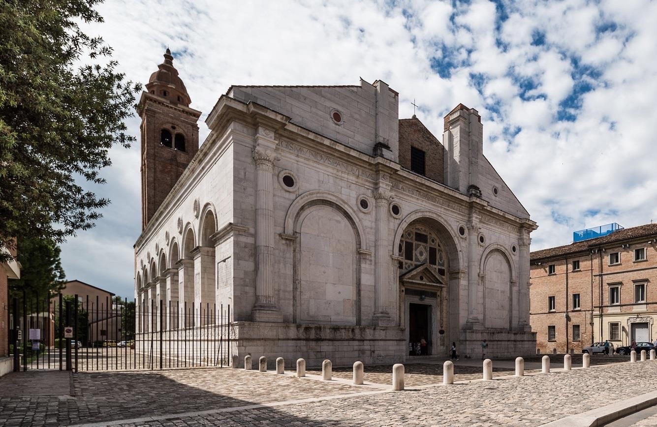 <p>Tempio Malatestiano</p>