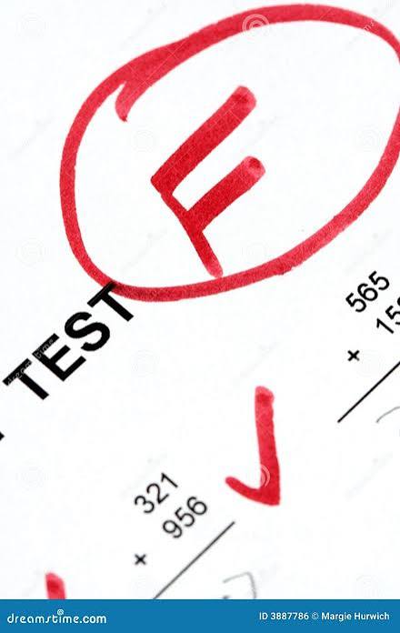 <p>Sentiste</p><p>Me sentí triste después de suspender mi examen de matemáticas</p>