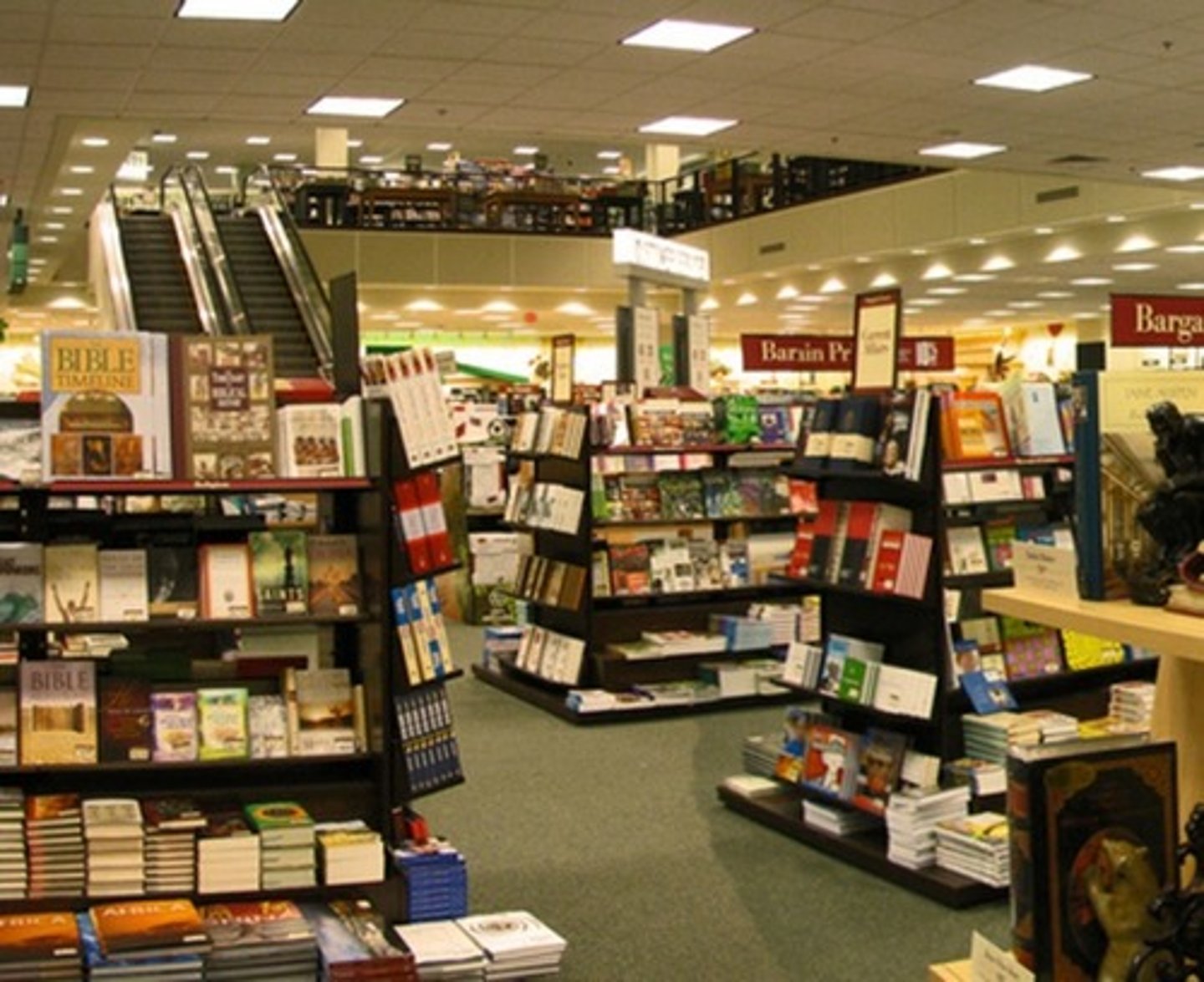 <p>compro libros en ...</p>