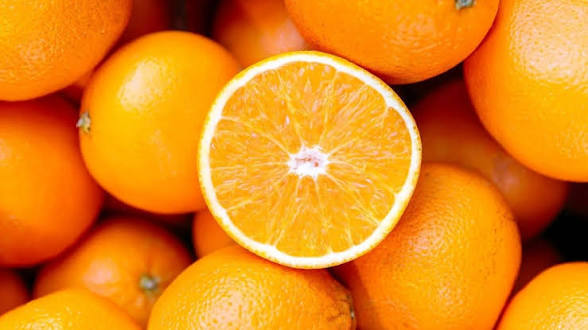 <p>Naranja </p>