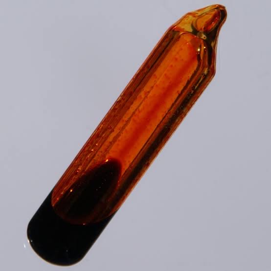<p>Red-brown liquid</p><p>-heated Vapour</p>