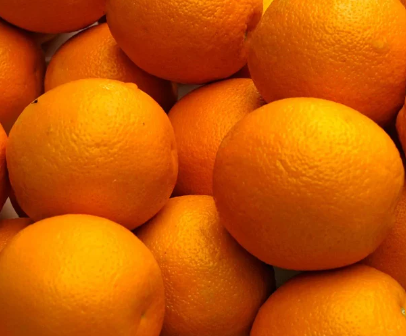 <p>Orange</p>