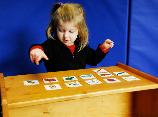 <p><strong>- Talking to yourself</strong> to guide your actions or thinking</p><p>- when children talk to themselves out loud to guide their own thinking or behavior.</p>
