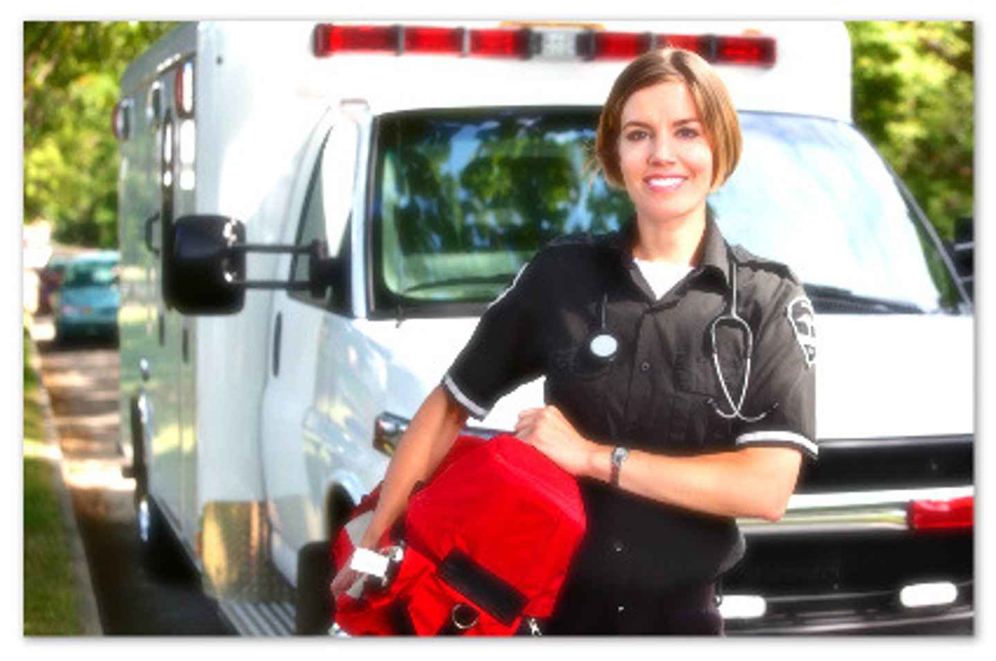 <p>female paramedic</p>