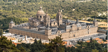 <p>Paleis met klooster buiten Madrid, gebouwd door Filips II</p>
