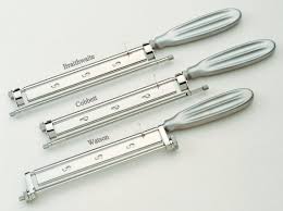 <p>cutting and dissecting; used for expansion of split-thickness skin graft or for wound debridement</p>