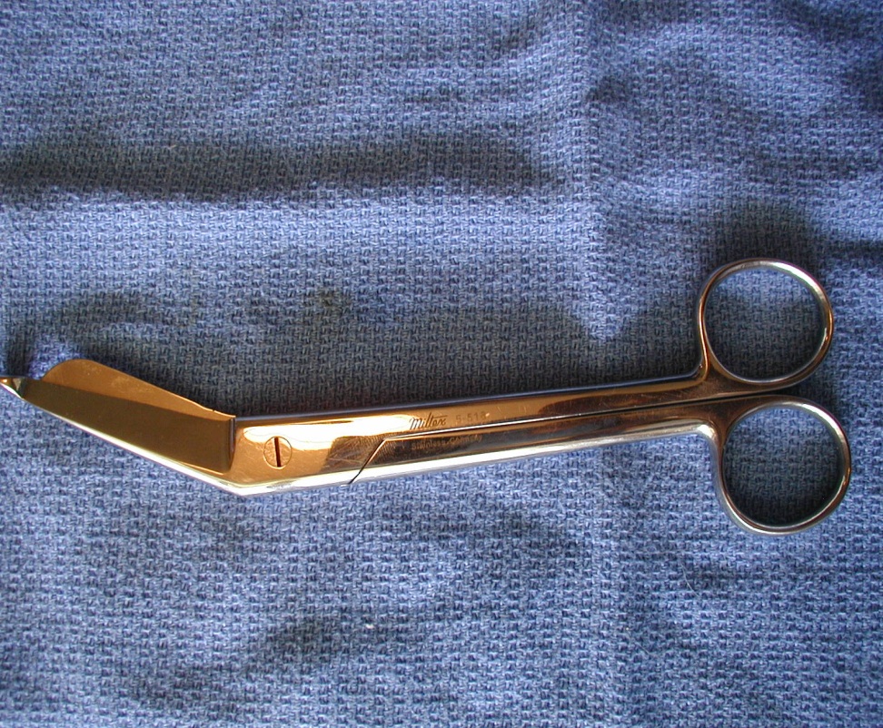 <p>What is the name of this intrument?</p>