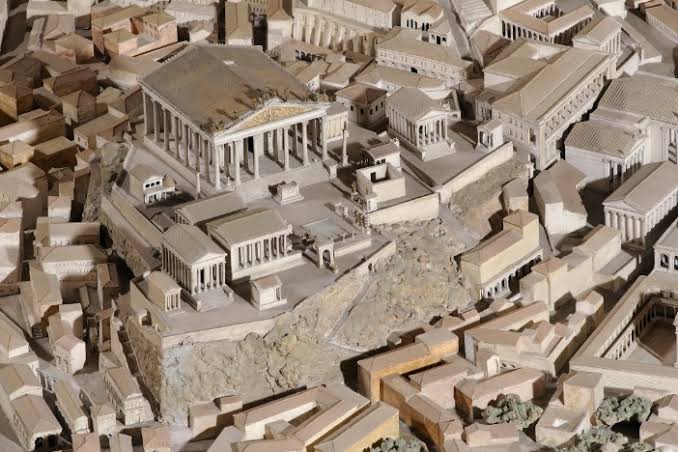 <p><strong>Temple of Jupiter Optimus Maximus</strong></p><p></p>