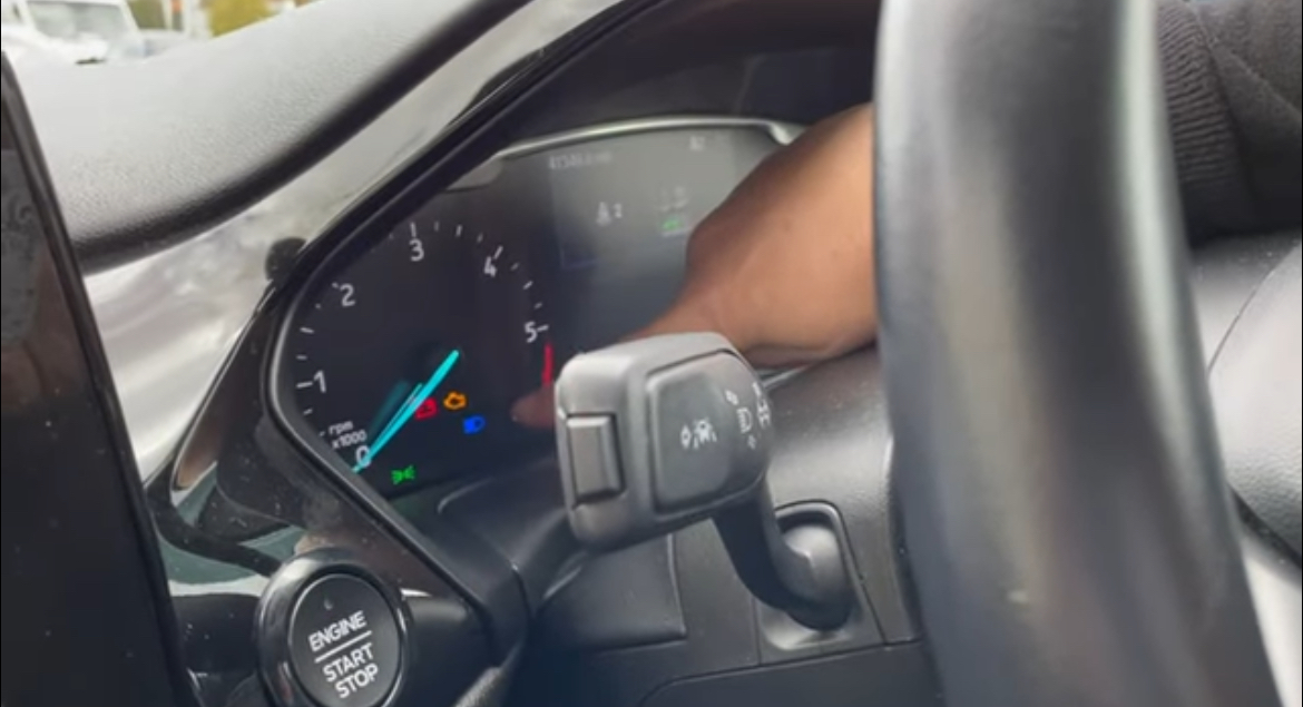 <p>Tell me how you switch your headlight from dipped to main beam and explain how you’d know the main beam is on.</p>