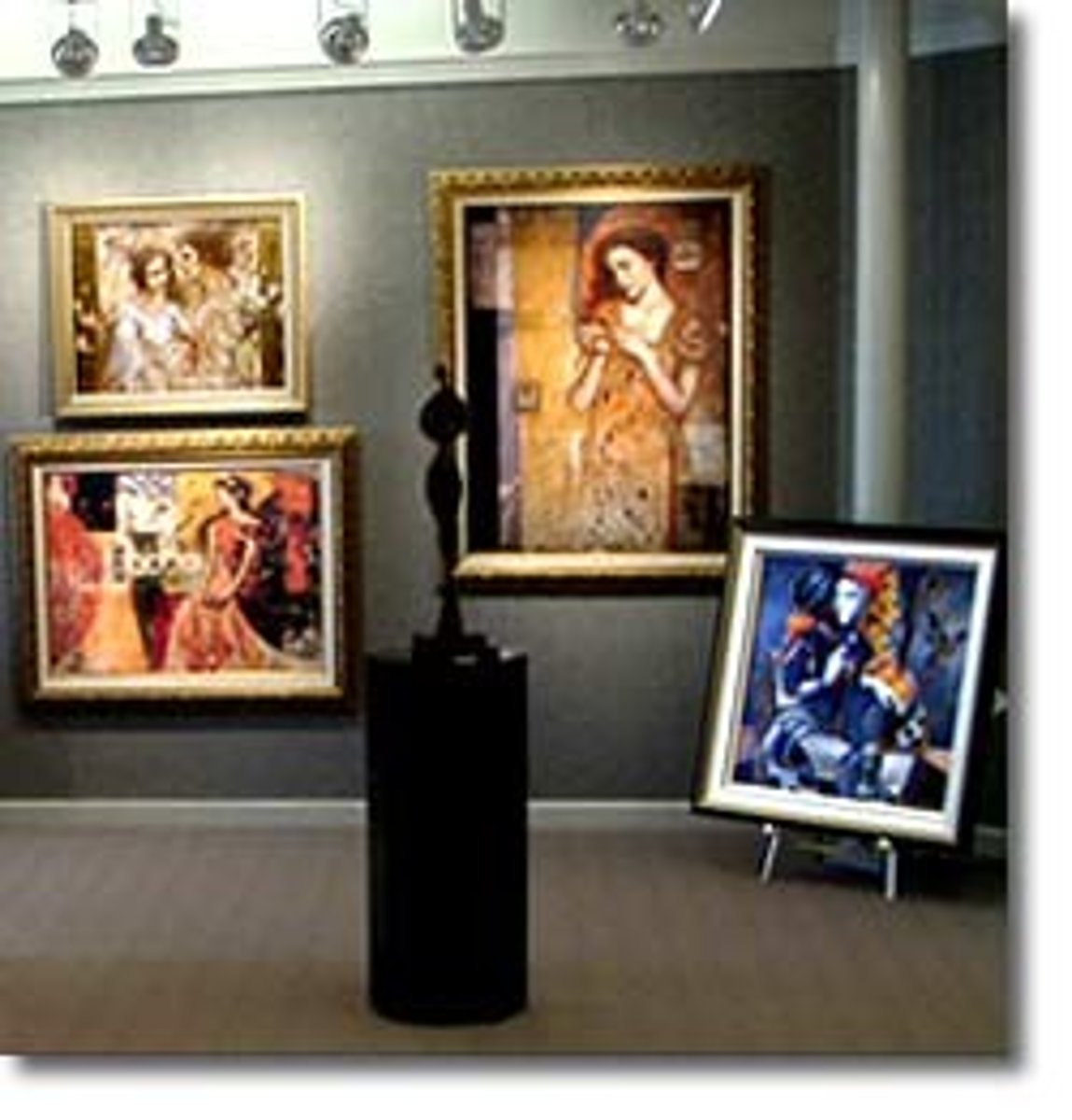 <p>work of art</p>