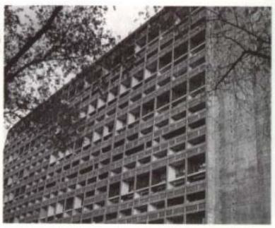 <p>- Cité Radieuse</p><p>- Le Corbusier</p><p>- Posguerra</p><p></p><p></p><p>Arquitecto de la Cité Radieuse y la Villa Saboya, figura clave de la posguerra y el Estilo Internacional.</p>
