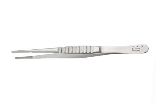 <p><span>DeBakey thoracic thumb tissue forceps</span></p>