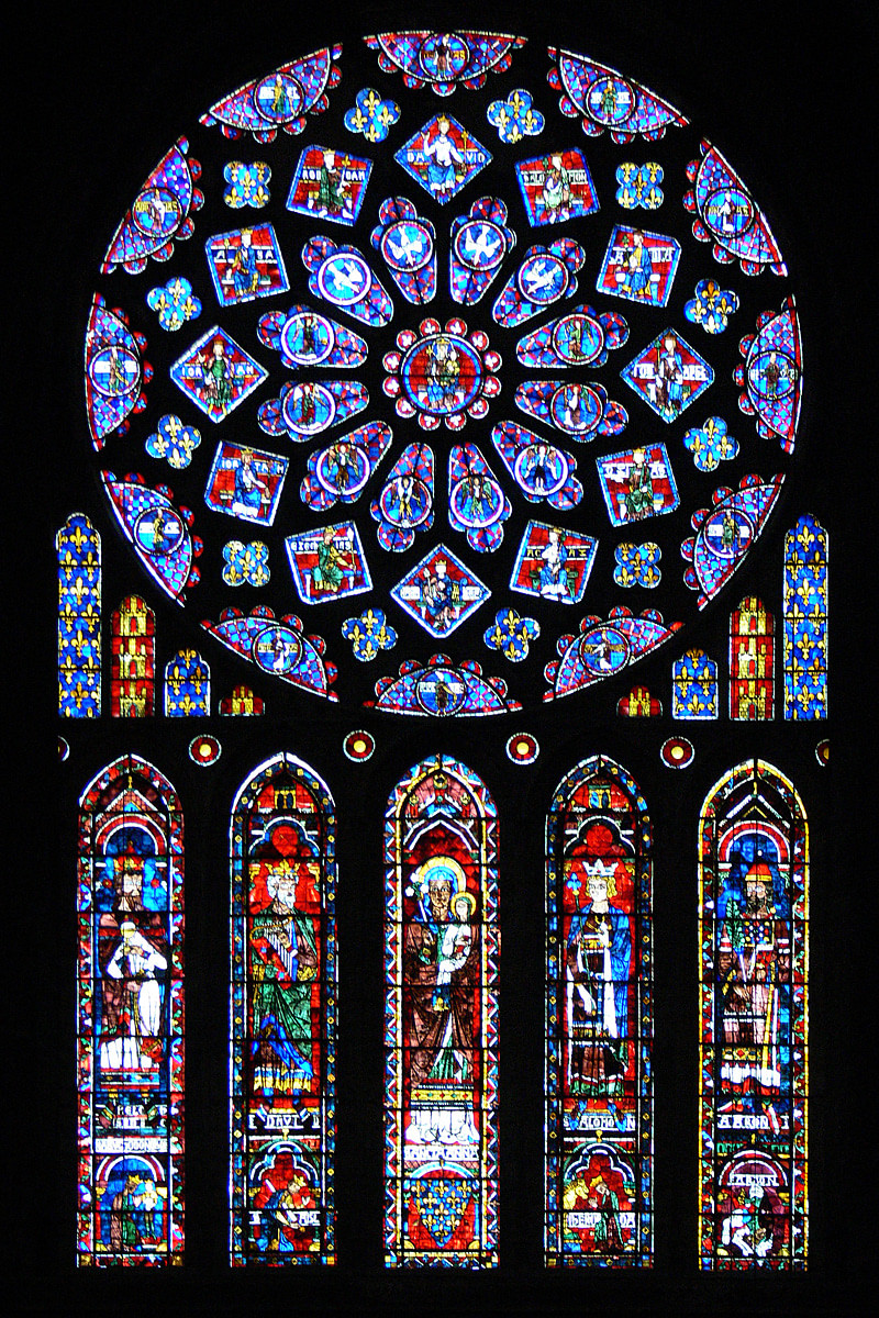 <p>High gothic</p><p></p><p>Stained glass and bar tracery</p><p></p><p>Commissioned and gifted by the queen Blanche of Castile. Complex bar tracery to hold up a massive window.represents heavenly perfection.</p>