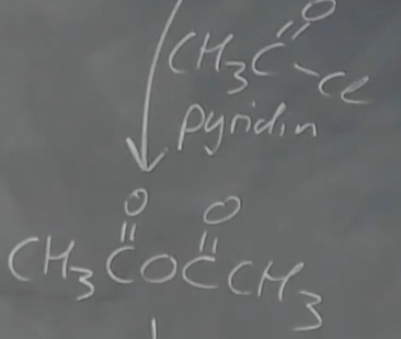 <p>bruger syrechlorid som reagens og pyridin som base</p>
