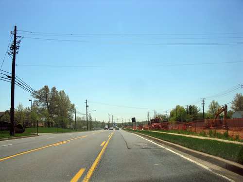 <p>45. THE CENTER LANE IN THE ILLUSTRATION IS USED FOR:</p>