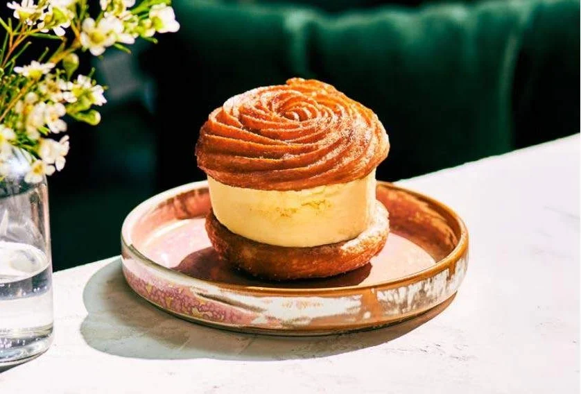 <p>churro ice cream sandwich</p>