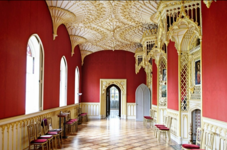 <p>STRAWBERRY HILL</p>