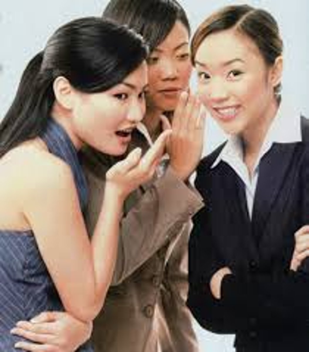 <p>nói chuyện với ai về</p>