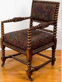 <p>What is this piece of furniture? (LCE)</p>