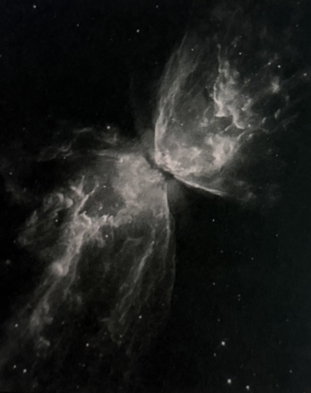 <p>Which statement best describes the formation of this planetary nebula?</p><p>A. A low-mass binary star system expelled it.</p><p>B. A high-mass star exploded to create it.</p><p>C. A high-mass binary star system exploded to create it.</p><p>D. A single, Sun-like star expelled it.</p>
