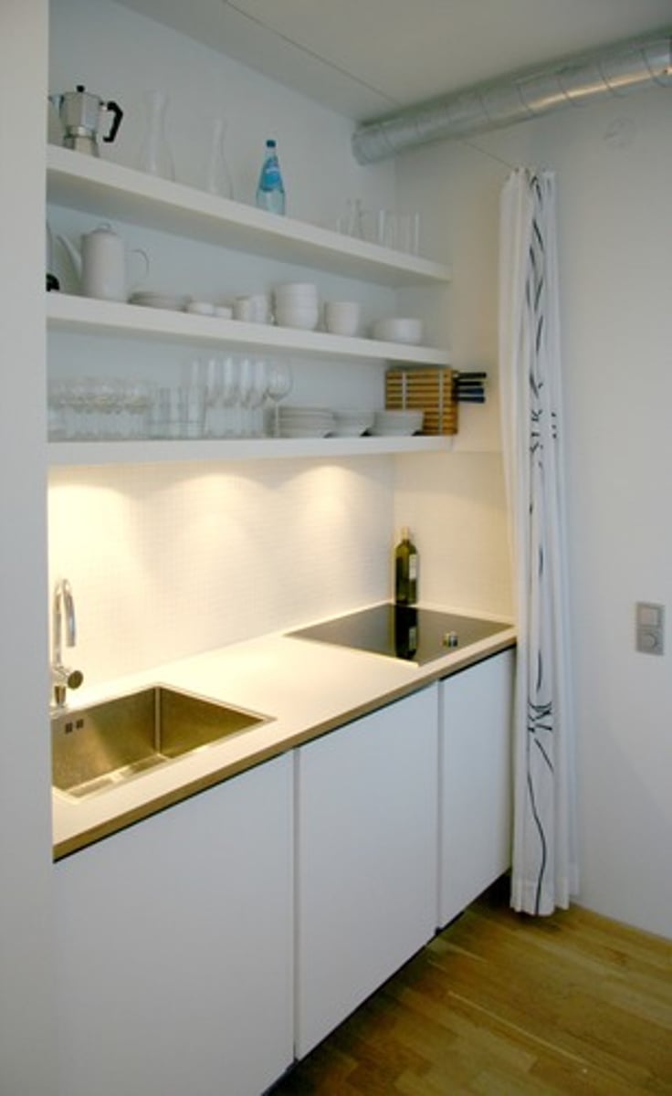 <p>kitchenette</p>
