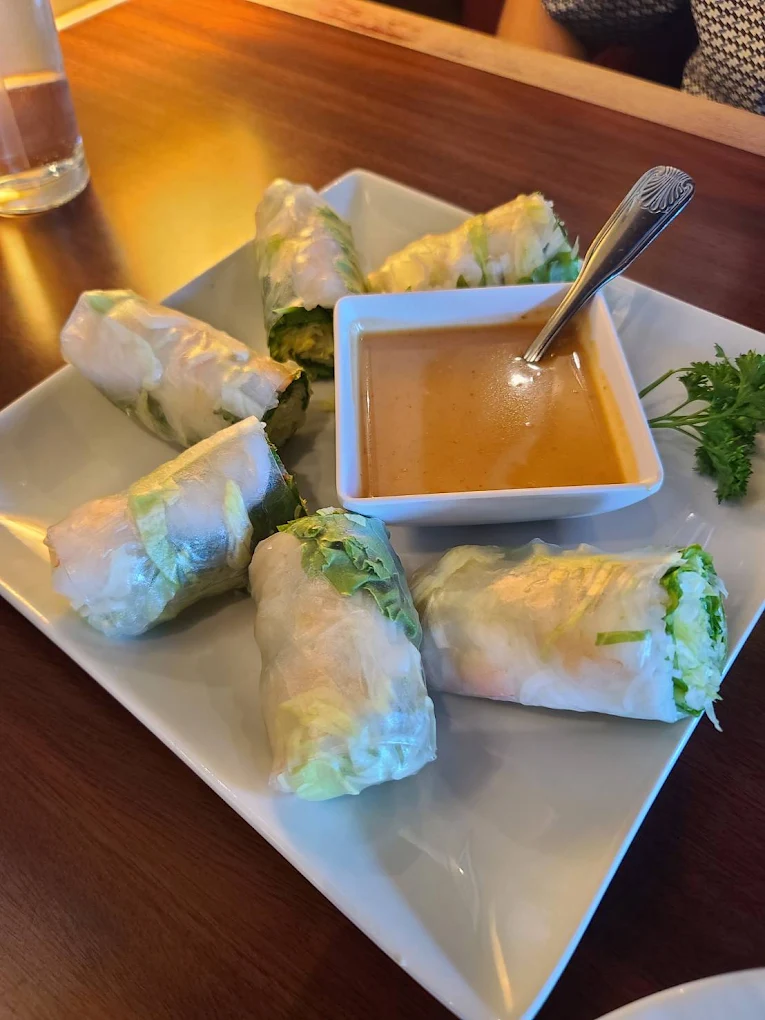 <p>appetizer, 6 count cut in half, shrimp or sub with other meat</p>