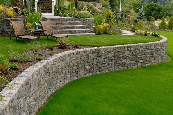 <p>A masonry wall supported at the top and the bottom, designed to resist soil loads.</p>