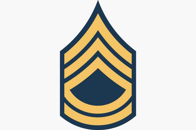 <p>E-7</p>