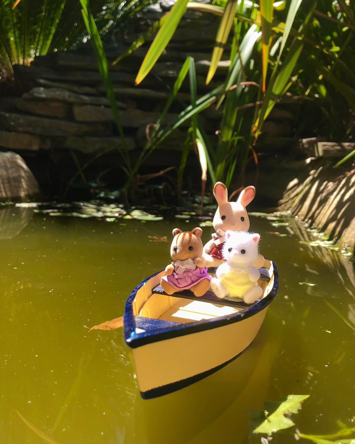 <p>boat</p>