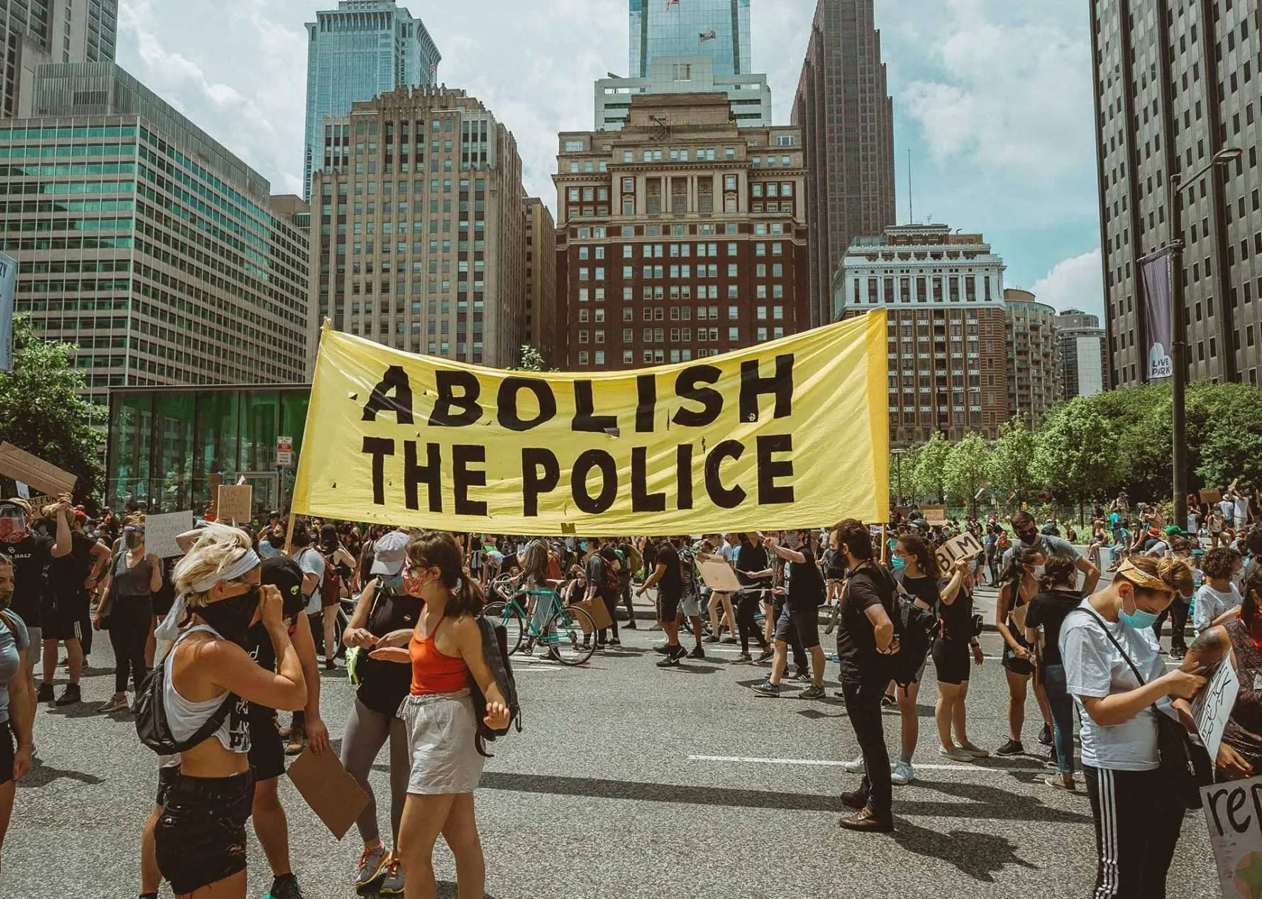 <p><strong>ABOLISH (verb)</strong></p>