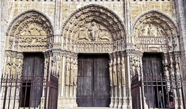 <p>What is this? Romanesque or Gothic? Where is it located?</p>