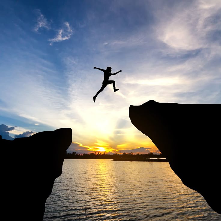 <p>to pursue<br>e.g. If that's what you really want, you should pursue it.<br>e.g. <span>in pursuit of happiness</span></p>