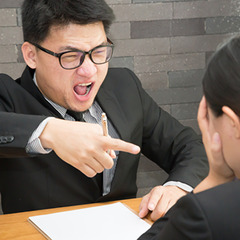 <p>(v) To criticize vigorously; to scold vehemently.</p>