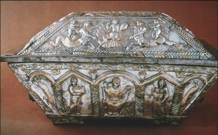 <p>Projecta Casket, silver giult, c. 388</p>