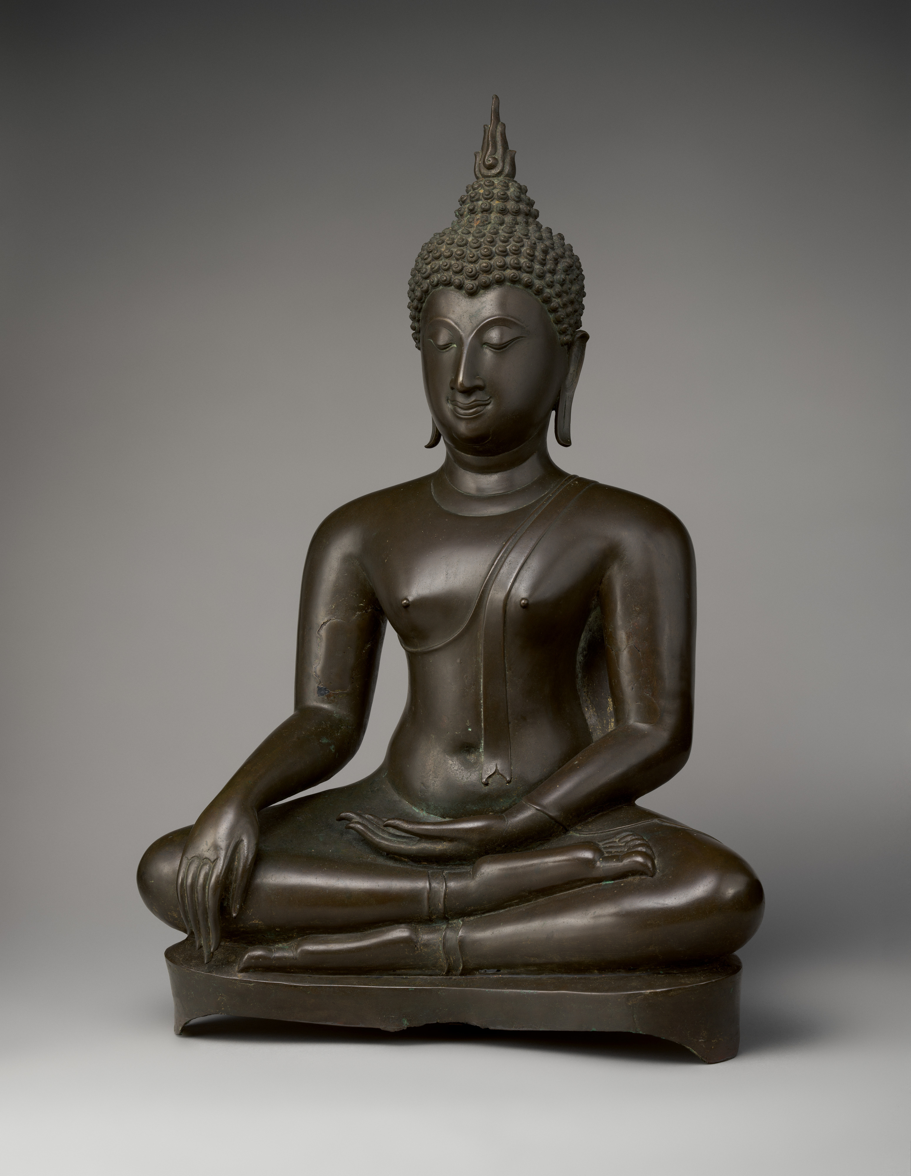 <p>A sculpture from the Gupta period representing calmness, spirituality, and idealized human form.</p>