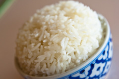 <p>cơm, gạo</p>