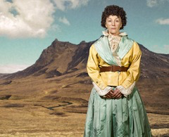 <p>Which characteristic BEST distinguishes the photography of Cindy Sherman?</p>